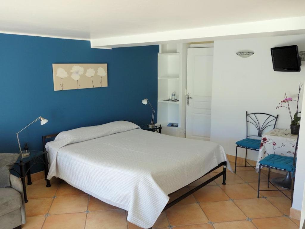 Le Mas Des Amandiers Saint Paul de Vence Exterior photo